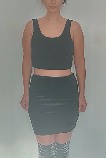 Mini jupe velours noir taille 38