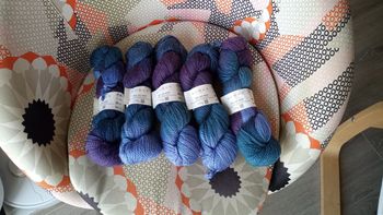 5 Rowan Fine Art Aran - merino mohair alpaga et soie
