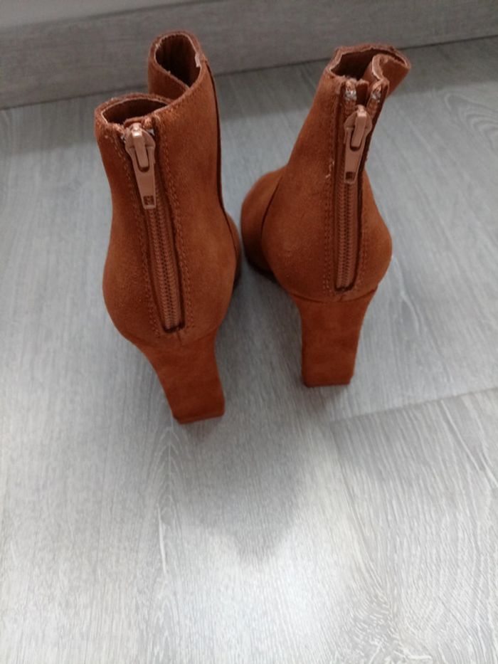 Chaussures à talons - photo numéro 3