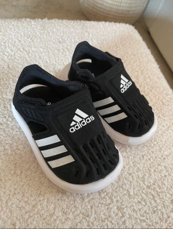 Sandales adidas