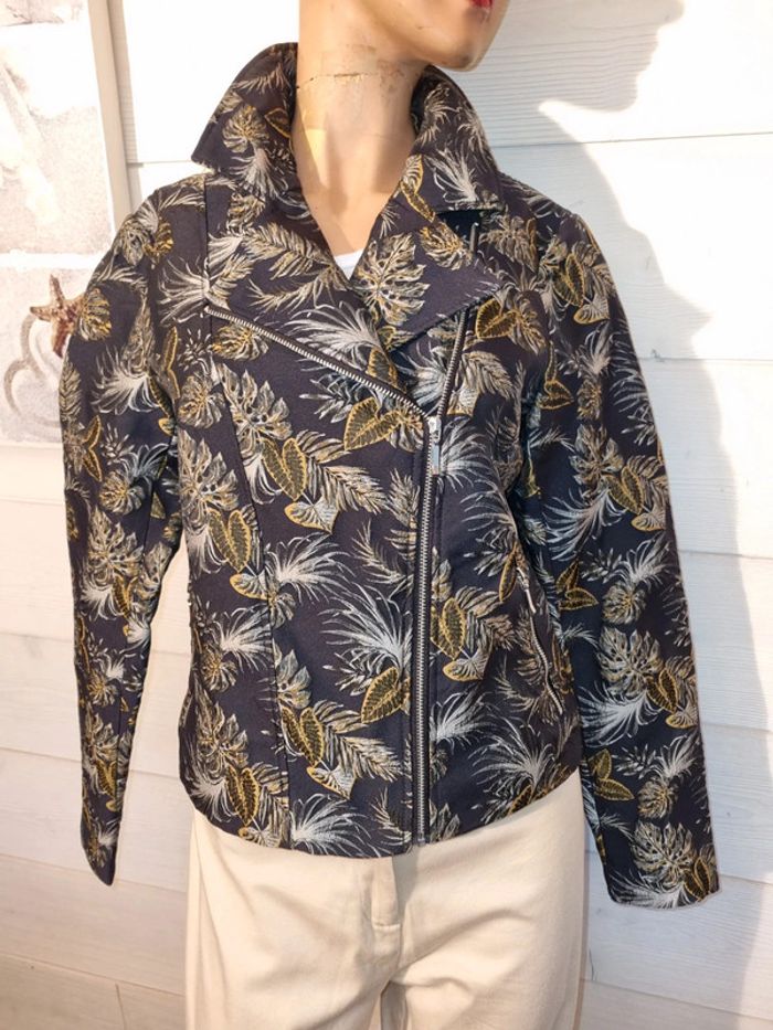 Veste brodée T36-38 - photo numéro 2