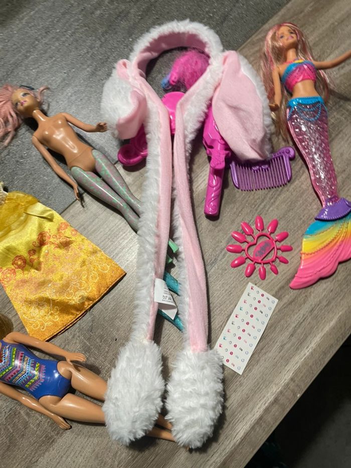 Beau lot barbie et sirène barbie - photo numéro 6