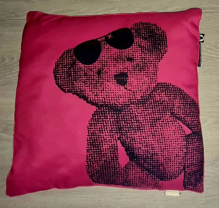 Coussin oreiller ourson Lulu Castagnette 40x40