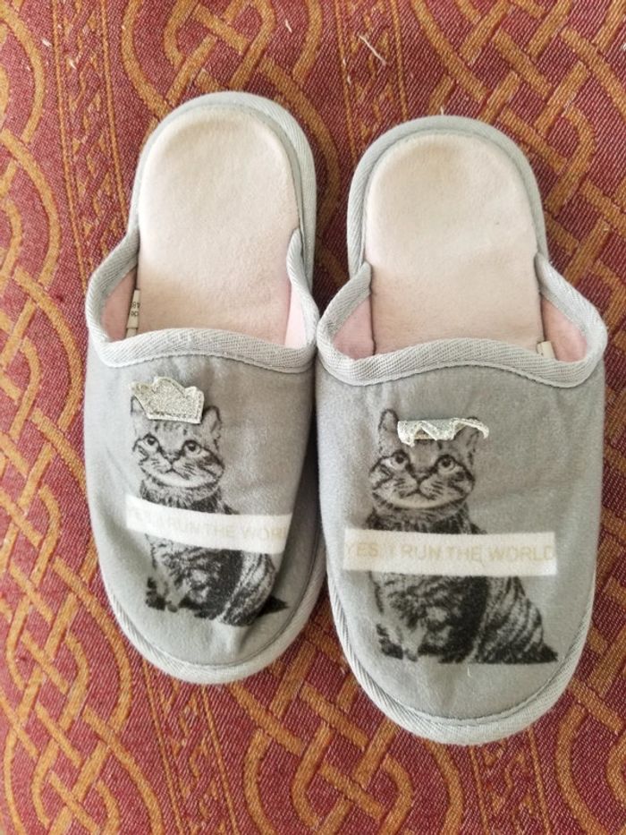 Jolis chaussons chat - photo numéro 2
