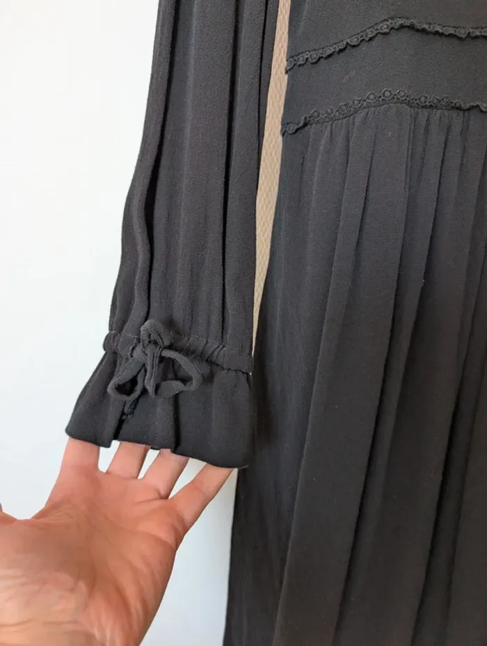 Robe noire - photo numéro 7