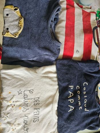 Lot de pyjamas