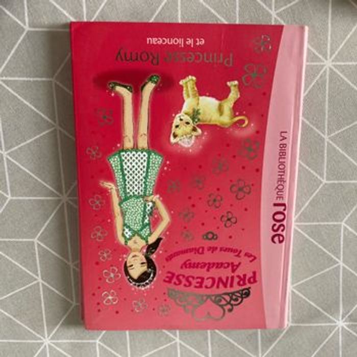 7 livres jeunesse Princesse Academy 6-8 ans Hachette - photo numéro 5