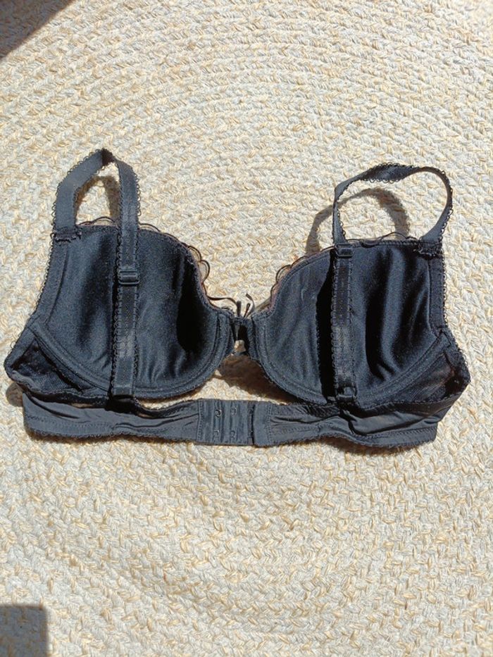 Soutien gorge dentelle - photo numéro 4