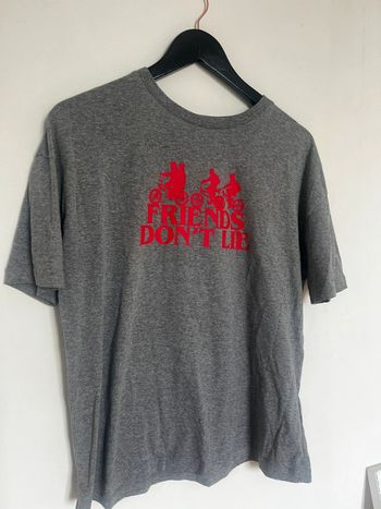 T-shirt stranger things