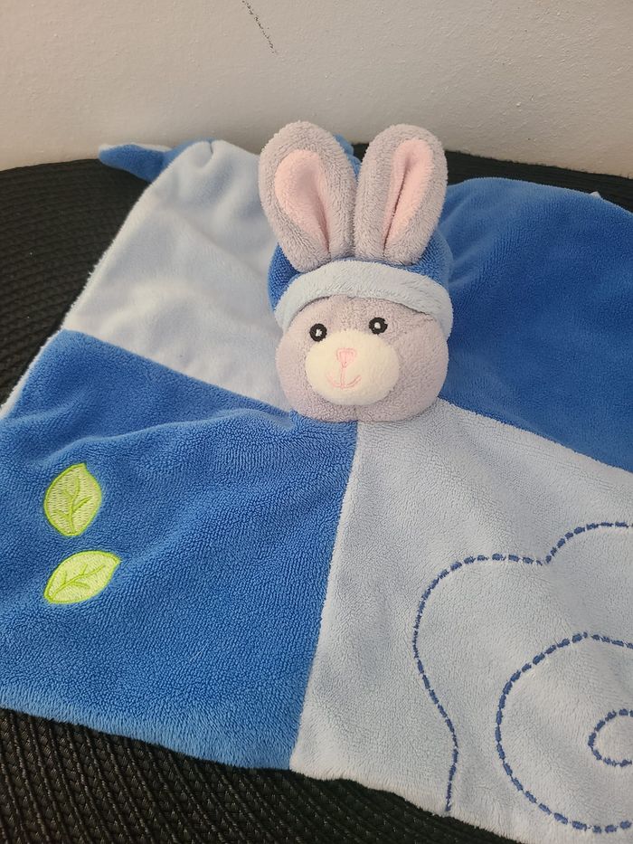 Doudou plat lapin bleu gris bulles feuilles GIPSY - photo numéro 4