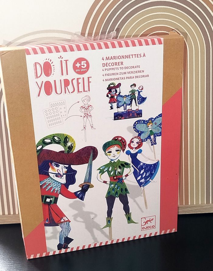 🔵 Djeco Marionnettes à réaliser Neuf