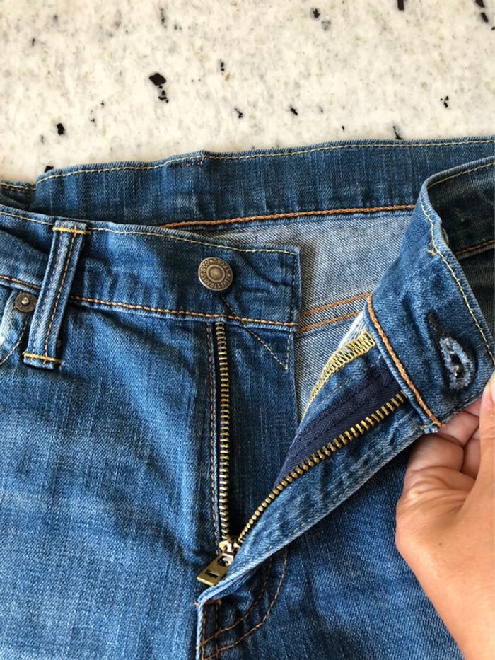 Short en jean Lévis W30 - photo numéro 3