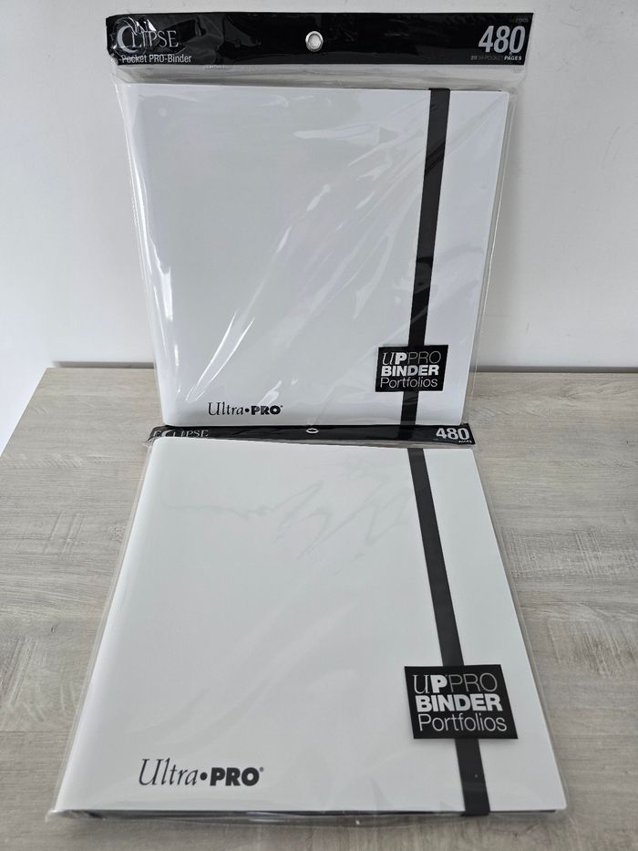 Lot de 2 portfolios Ultra Pro Éclipse 480 Arctic White - photo numéro 1