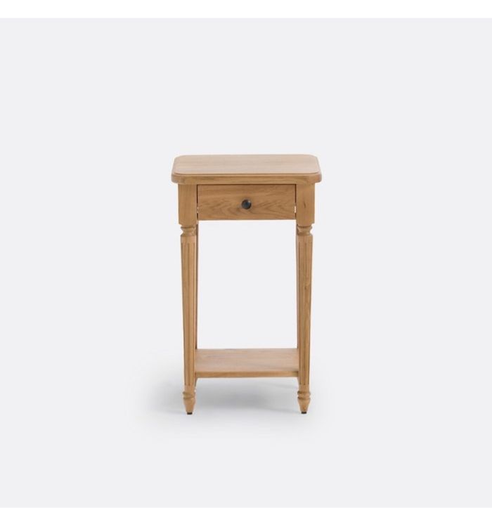 Table de chevet