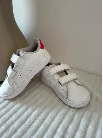 Chaussures Bébé Adidas Blanches et Rose - Taille EU 22