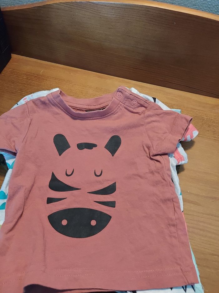 Lot de 6 t-shirt taille 6mois 68 - photo numéro 7
