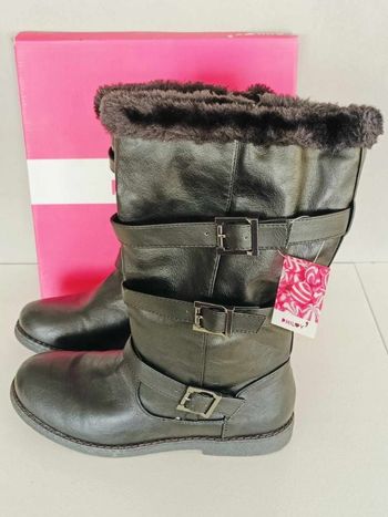 bottes neuves P40/41