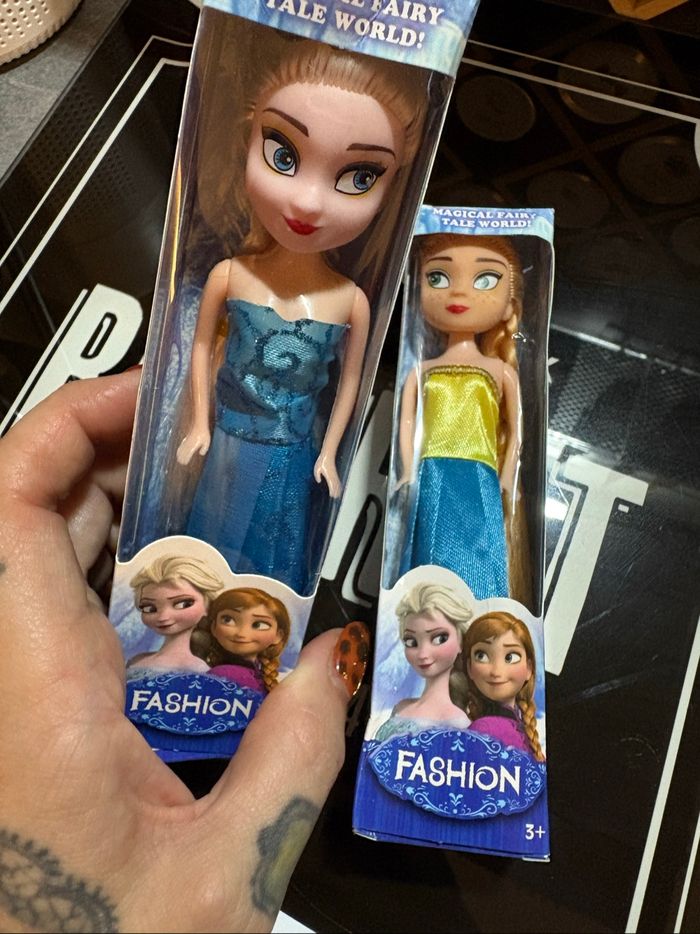 Lot de 2 poupées miniature reine des neiges - photo numéro 2