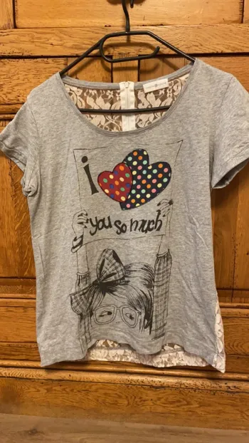 T-shirt