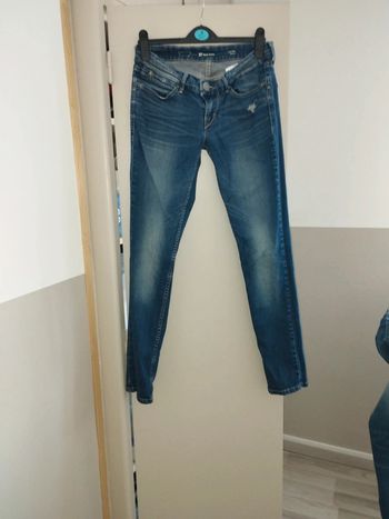 Jean levis