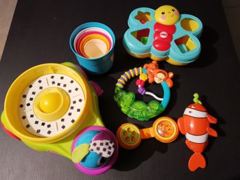 Lot jouets d'éveil