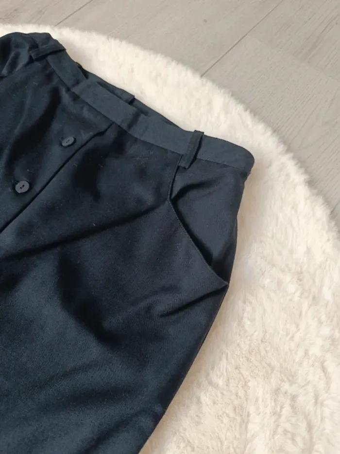 Jupe vintage noire boutonnée Cristel taille 40 (midi) - photo numéro 3