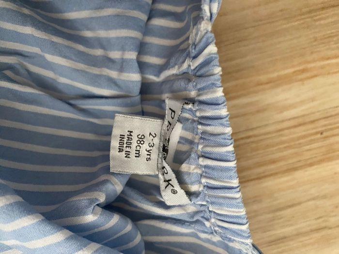 Robe 2-3 ans primark neuf - photo numéro 2