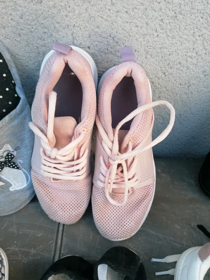 Chaussures enfants du bébé au 32,34,35,36 - photo numéro 11