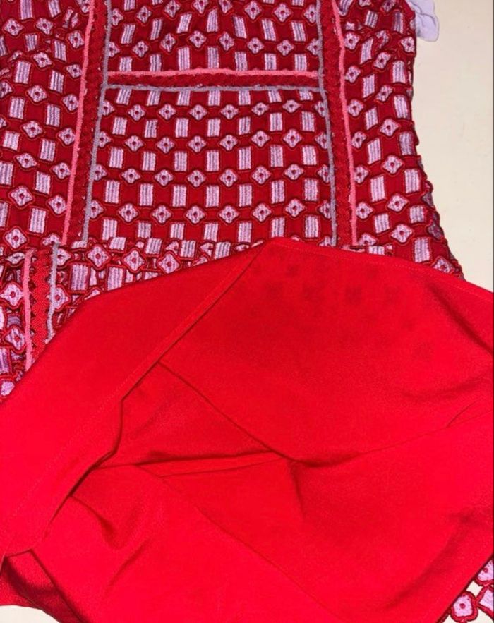 ROBE CHIC SANDRO ROUGE Neuve 350€ PRIX MAGASIN - photo numéro 10