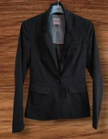 🖤 Blazer Noir Classique - Taille S 🖤