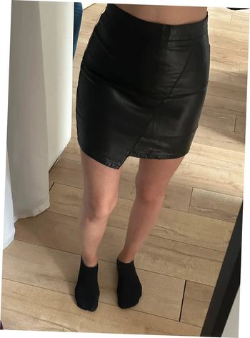 Jupe simili cuir noir