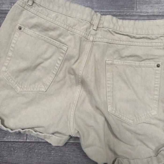 Short femme Gemo Kaki taille 40 - photo numéro 4