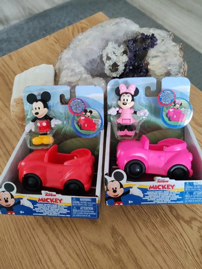 Voiture Disney Just Play Minnie et Mickey