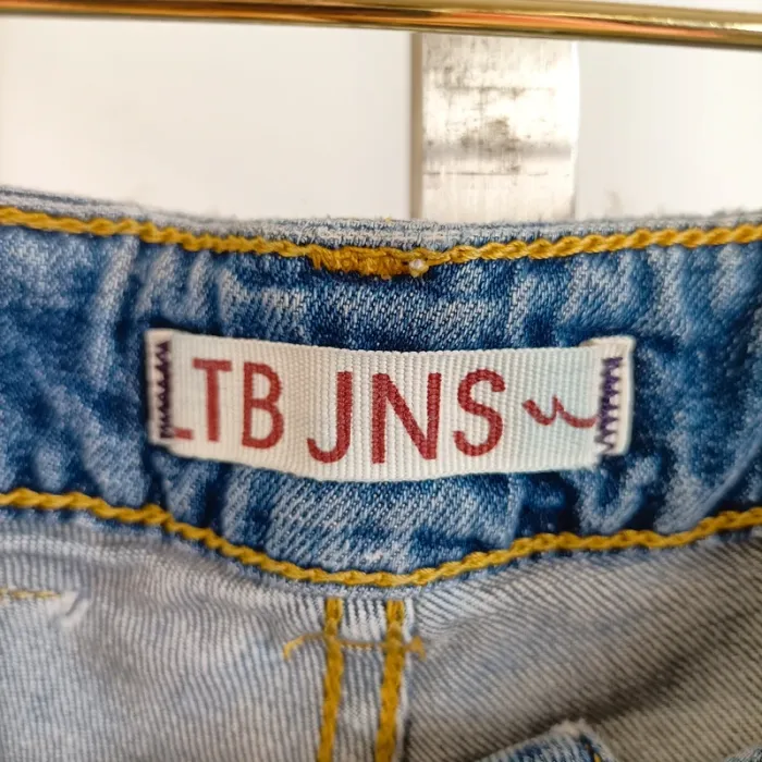 Short en jean délavé bleu clair Ltb jns T.XS coupe droite casual A922 - photo numéro 9
