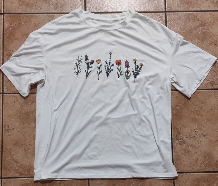 T-shirt floral Shein S