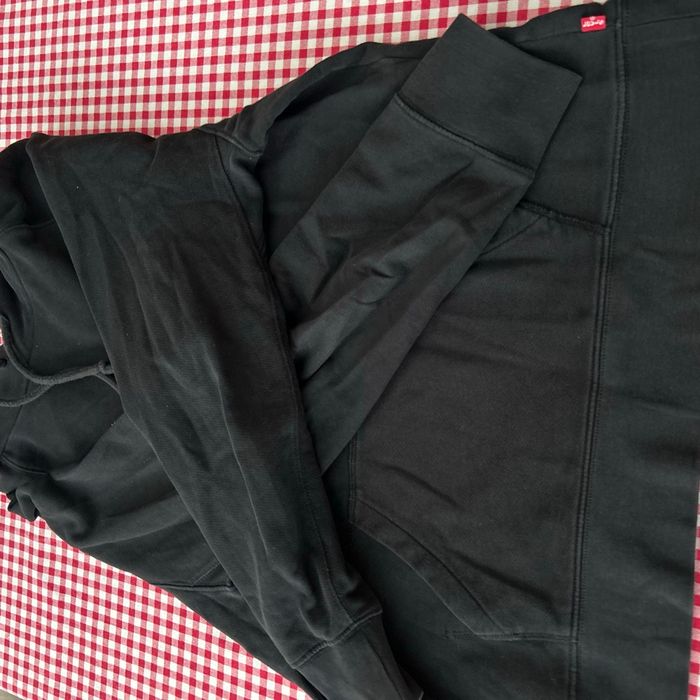 Pull à capuche levis - photo numéro 3