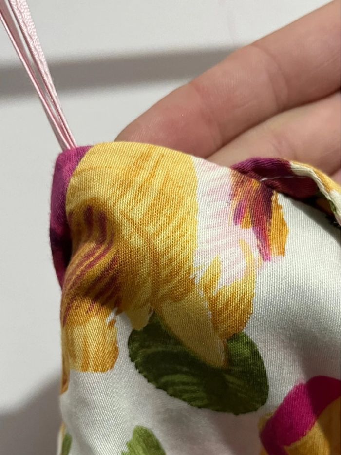 Robe Tara Jarmon à fleurs épaule dénudée style vintage épaule dénudé / bustier avec lacet / noeud - photo numéro 9