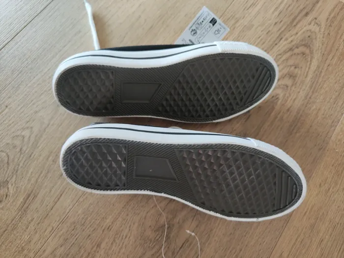Chaussures 33 - photo numéro 2