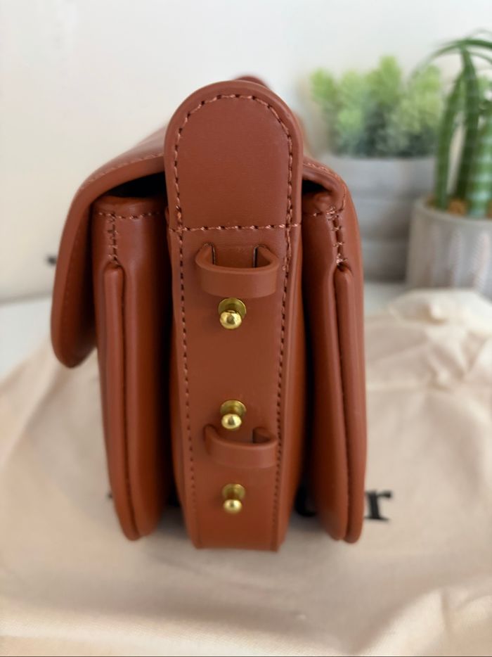 Sac. Soeur Bellisina en cuir Neuf avec étiquette - photo numéro 2