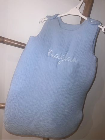 Gigoteuse personnalisée brodée