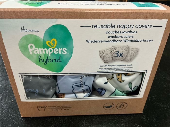 Boîte de 3 culottes neuves, lavables, Pampers hybrid, 3 à 16 kilos. 30 % avec code remise