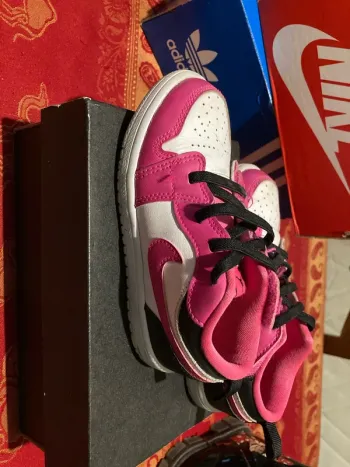 Air jordan rose