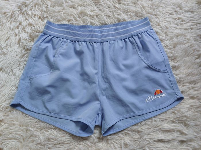 Short Ellesse