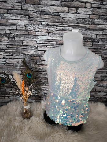 🩵 Superbe haut pailletté bleu turquoise Sisley en 8 ans 🩵