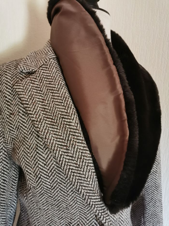 Veste courte marron et beige Burton T42 - photo numéro 4