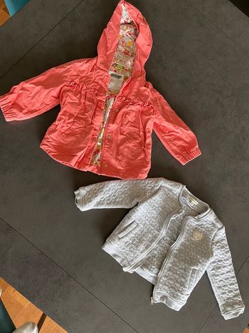 Lot de deux vestes printemps été fille 2 ans