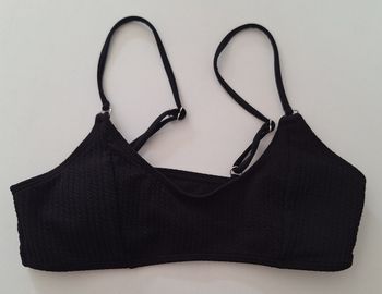 Brassière de maillot de bain couleur unie