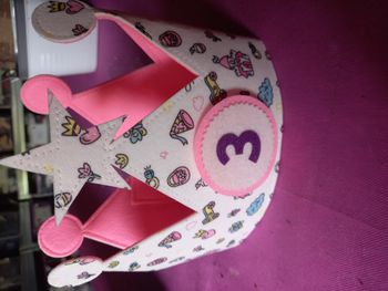 couronne anniversaire jusqu'à 9 ans - neuf