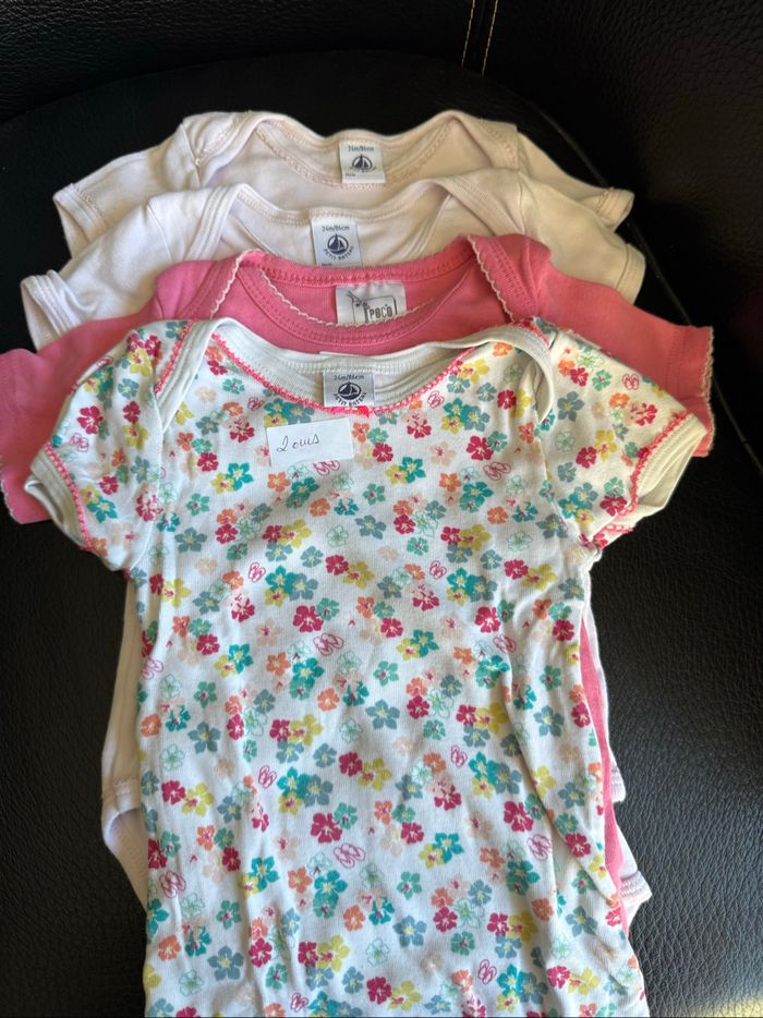 4 bodies  petit bateau 2 ans