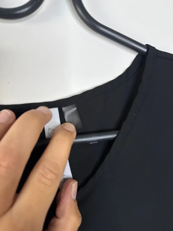 👚haut noir - taille S - très bon état- ny collection- transparent - photo numéro 4